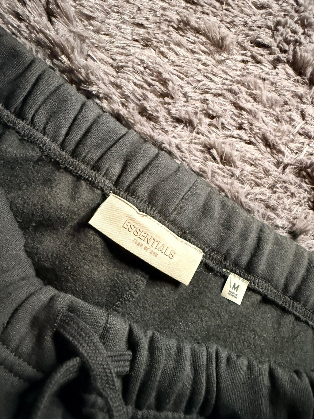 Fear Of God Essential Classic Sweatshirt Black